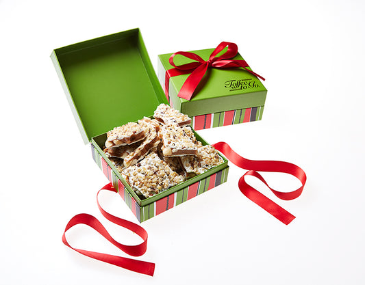 We’re dreaming of a White Chocolate Macadamia Nut Toffee Christmas!